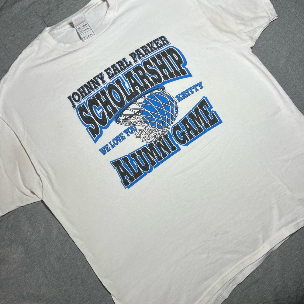 THRIFTED TEE